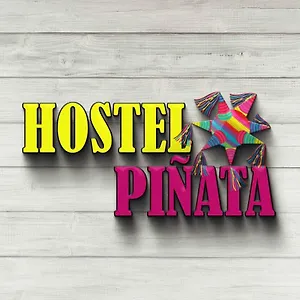 Hostel Pinata Ostello Cancún